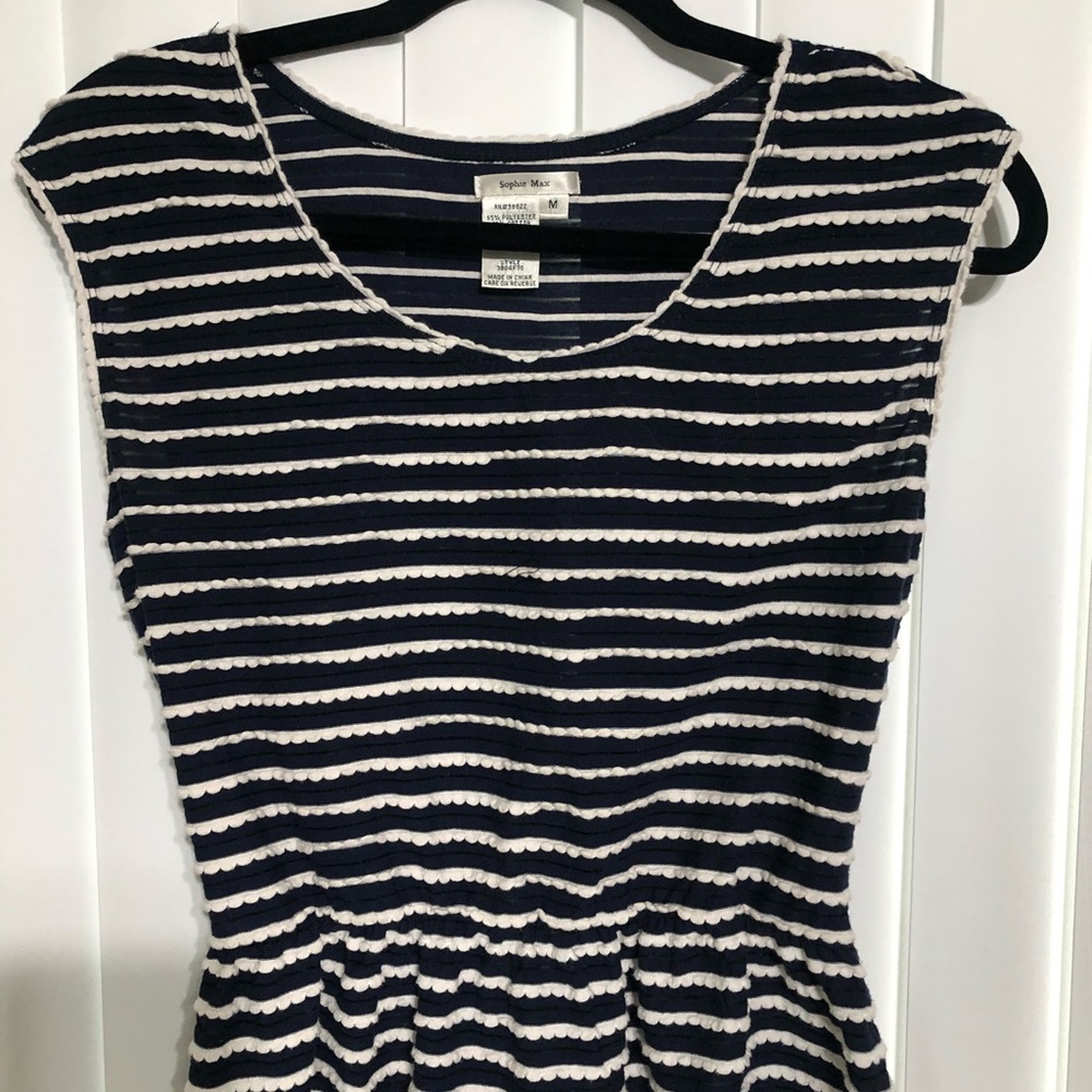 Sleeves shirt